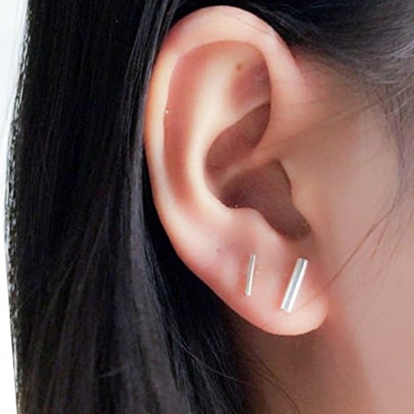 Sterling Silver Bar Earrings 2 sizes - Picture 1 of 10